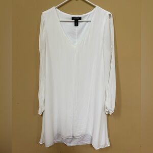 White Long Sleeve V-Neck Dress